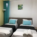Daire Genci Seaview Apartaments@albaresidence *